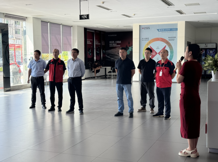 中國農村技術開發(fā)中心等專家組蒞臨鑫源農機考察調研